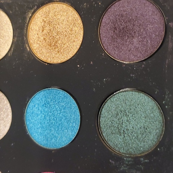 Make up for ever eyeshadow palette - Picture 4 of 6